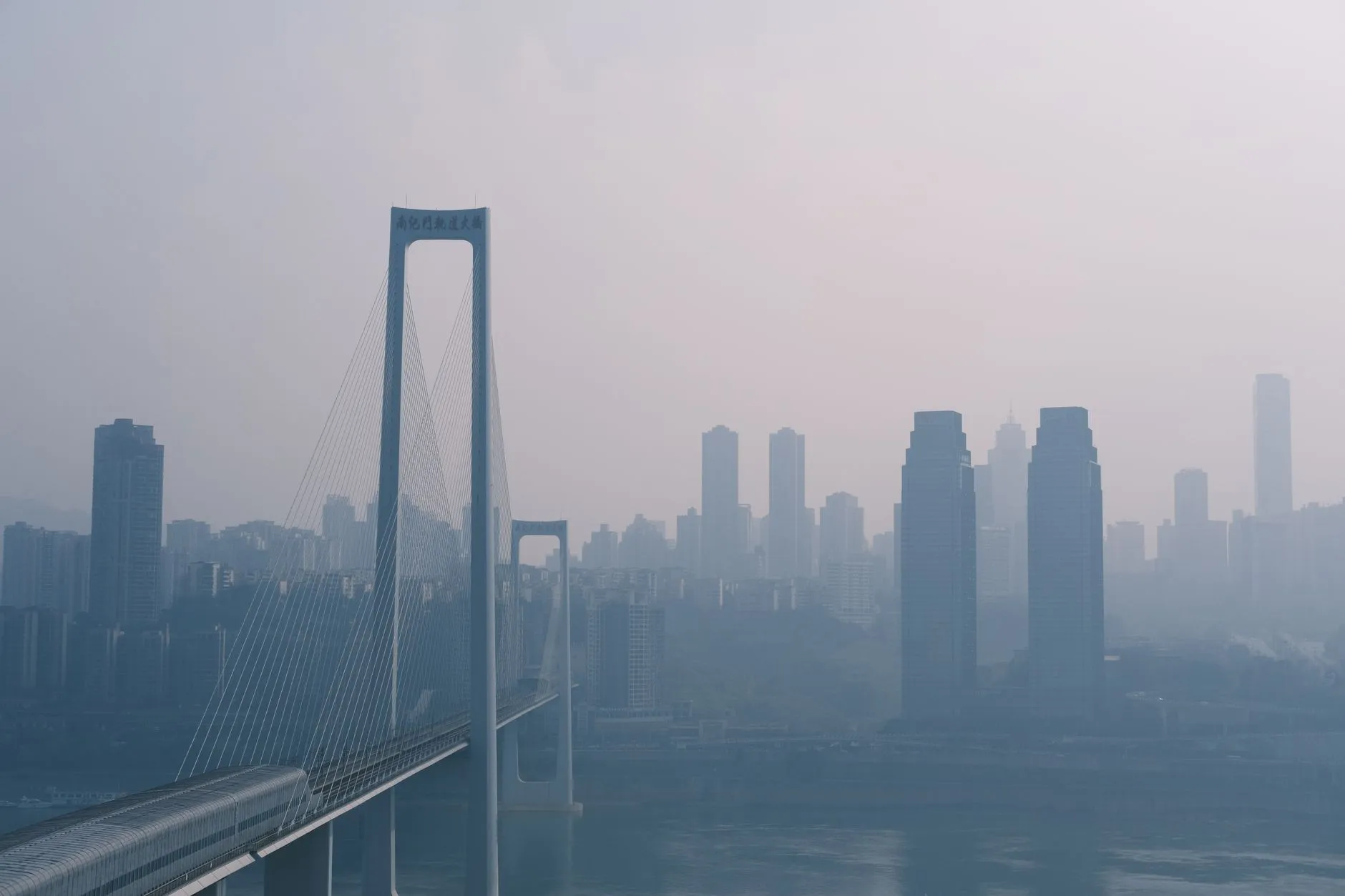 2024年江苏地区太阳能光伏组件选型指南与成本分析