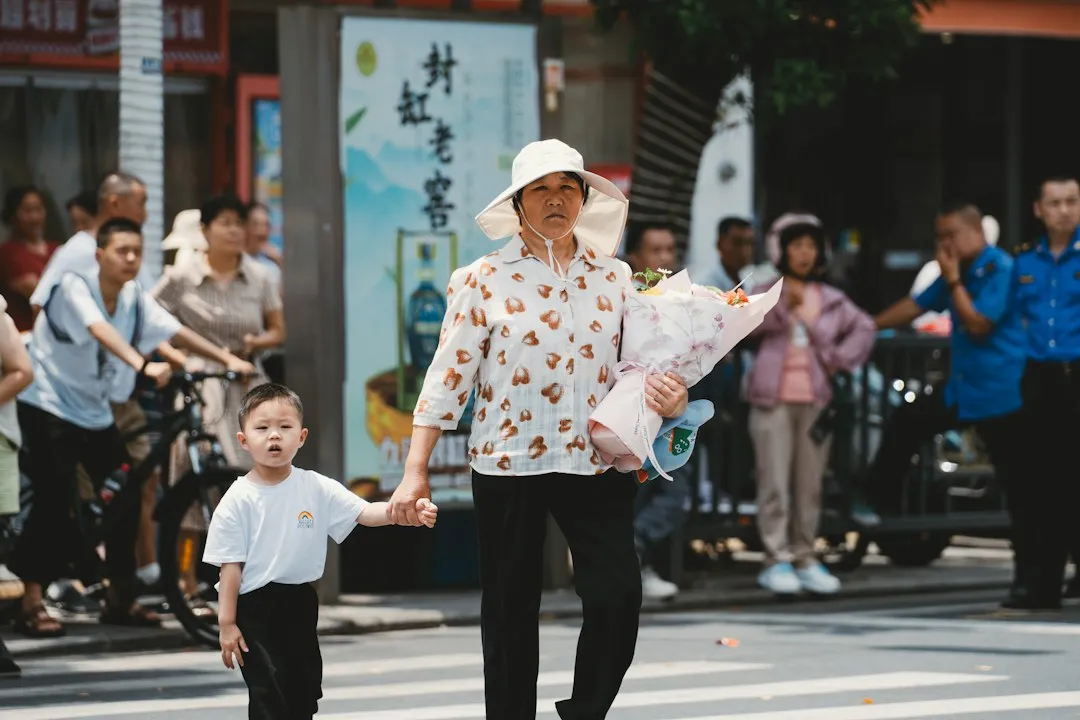 江苏佳大光电光伏组件技术参数与性能对比分析