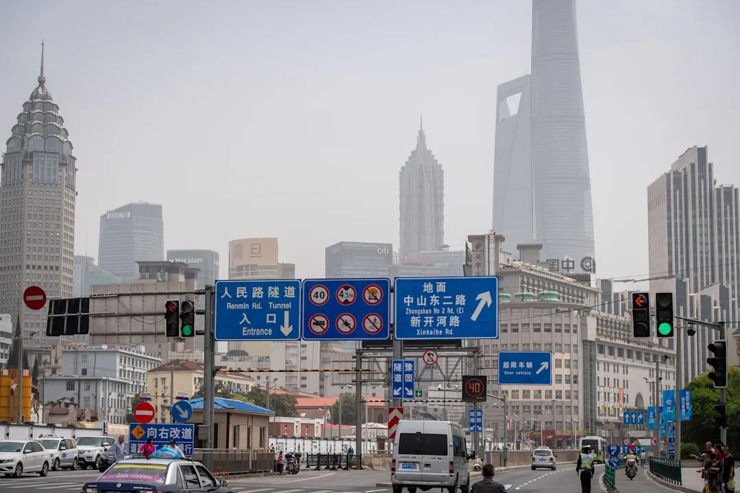 江苏佳大光电科技光伏组件与同类产品性能对比分析